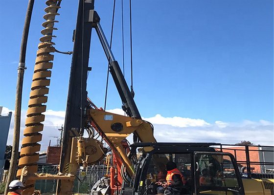 17m KR150M Multifunctional Drilling Rig Hydraulic Rotary de 400KN Bored Installatie van de Stapelboring